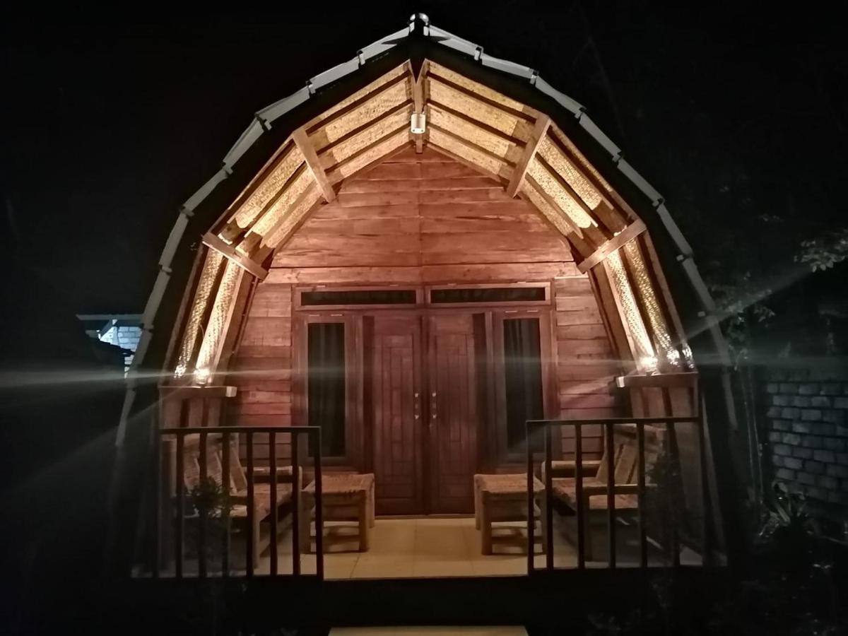 Bale Hostel Kuta  Exterior photo
